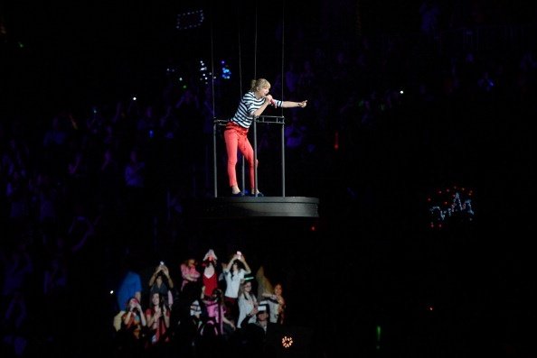Taylor Swift — March 27 - Newark, New Jersey — photo 33