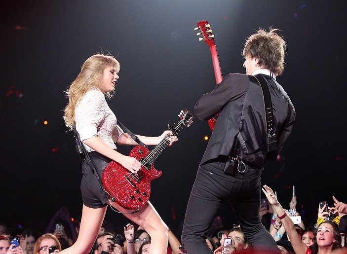 Taylor Swift — March 27 - Newark, New Jersey — photo 73
