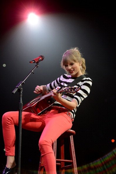 Taylor Swift — March 28 - Newark, New Jersey — photo 18