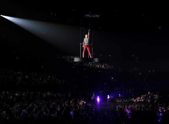 Taylor Swift — March 28 - Newark, New Jersey — photo 33