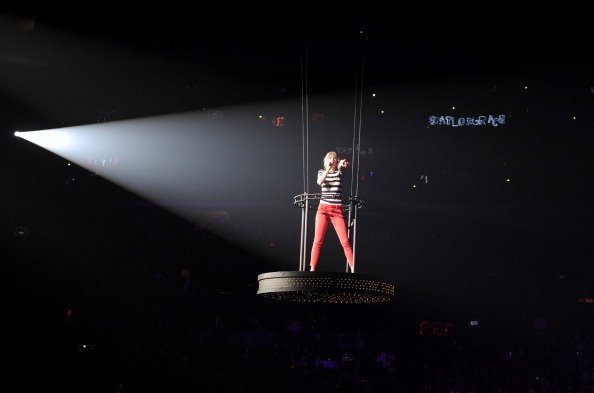 Taylor Swift — March 28 - Newark, New Jersey — photo 53