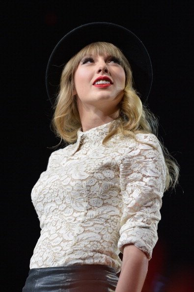 Taylor Swift — March 28 - Newark, New Jersey — photo 64