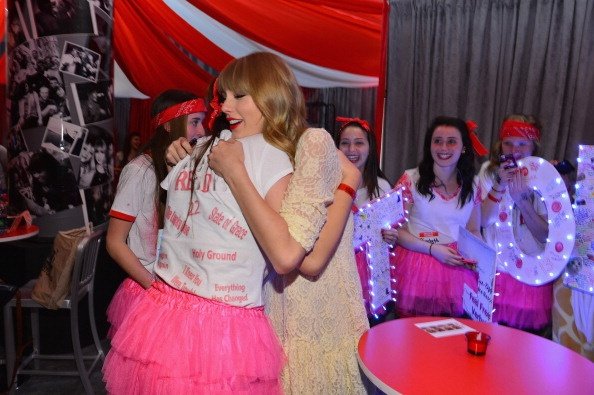 Taylor Swift — March 28 - Newark, New Jersey — photo 88
