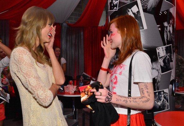 Taylor Swift — March 28 - Newark, New Jersey — photo 93