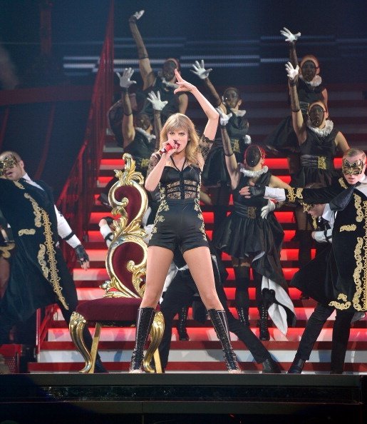 Taylor Swift — March 29 - Newark, New Jersey — photo 5