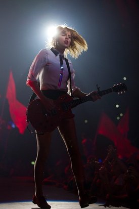 Taylor Swift — November 29 - Auckland, New Zealand — photo 22