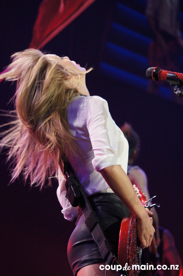 Taylor Swift — November 29 - Auckland, New Zealand — photo 42