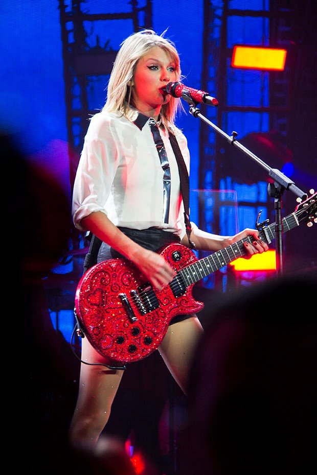 Taylor Swift — November 29 - Auckland, New Zealand — photo 54