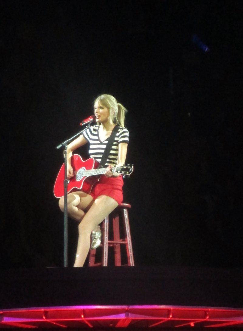 Taylor Swift — November 29 - Auckland, New Zealand — photo 93