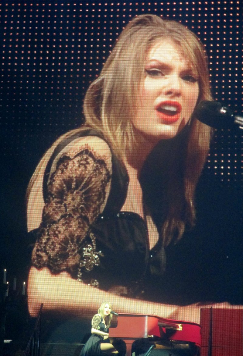 Taylor Swift — November 29 - Auckland, New Zealand — photo 105