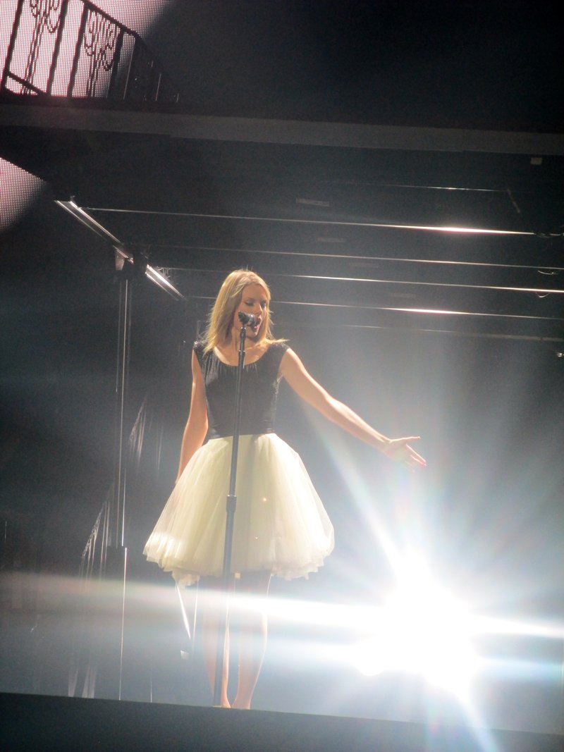 Taylor Swift — November 29 - Auckland, New Zealand — photo 111