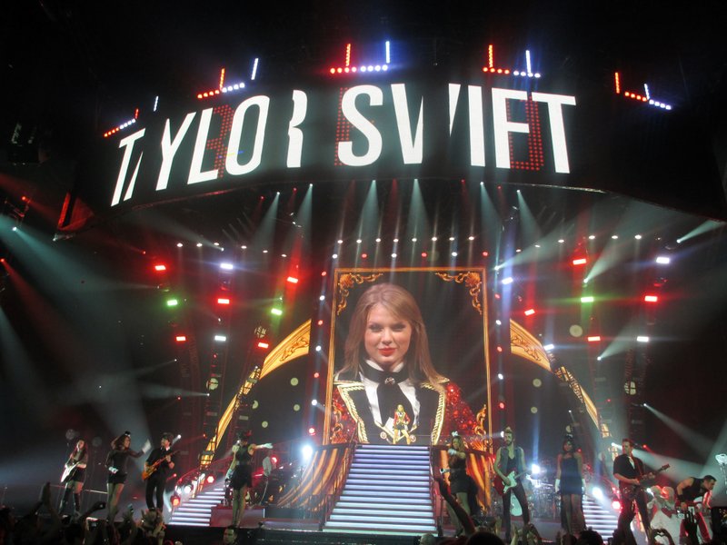 Taylor Swift — November 29 - Auckland, New Zealand — photo 130