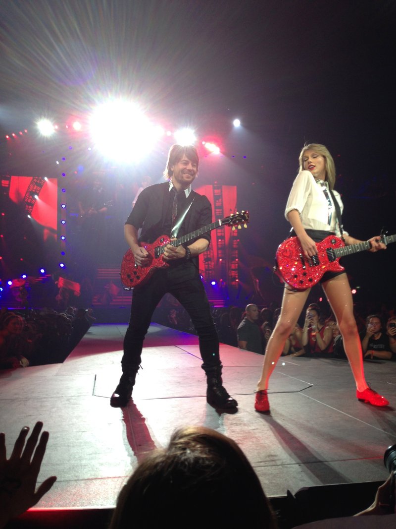 Taylor Swift — November 29 - Auckland, New Zealand — photo 142