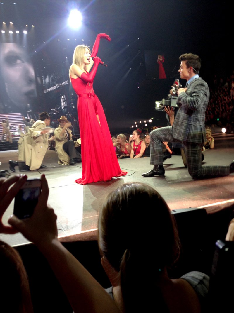 Taylor Swift — November 29 - Auckland, New Zealand — photo 150