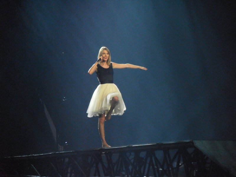 Taylor Swift — November 29 - Auckland, New Zealand — photo 163