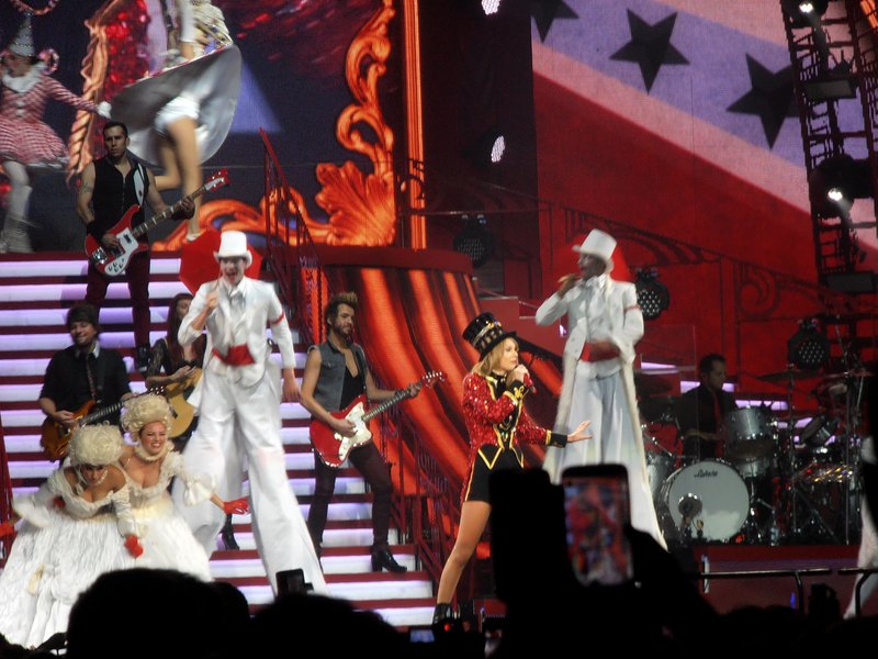 Taylor Swift — November 29 - Auckland, New Zealand — photo 166
