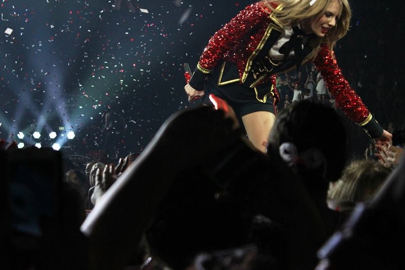 Taylor Swift — November 29 - Auckland, New Zealand — photo 177