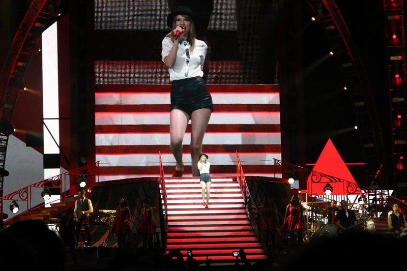 Taylor Swift — November 29 - Auckland, New Zealand — photo 187