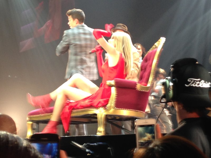 Taylor Swift — November 30 - Auckland, New Zealand — photo 16