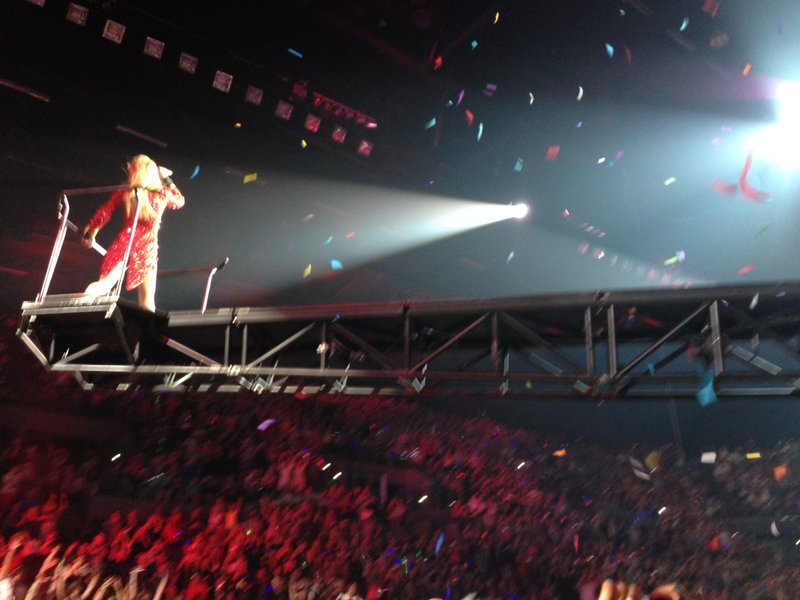 Taylor Swift — November 30 - Auckland, New Zealand — photo 44