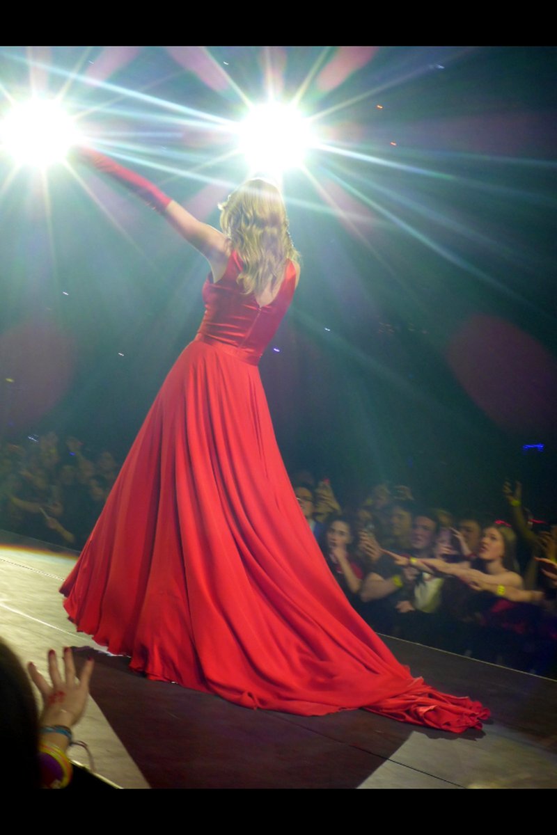 Taylor Swift — February 1 - London, United Kingdom — photo 49