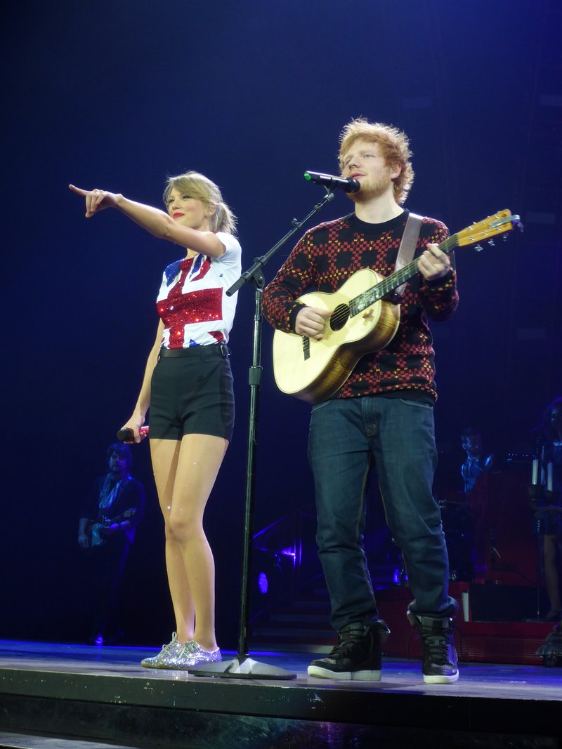 Taylor Swift — February 1 - London, United Kingdom — photo 107