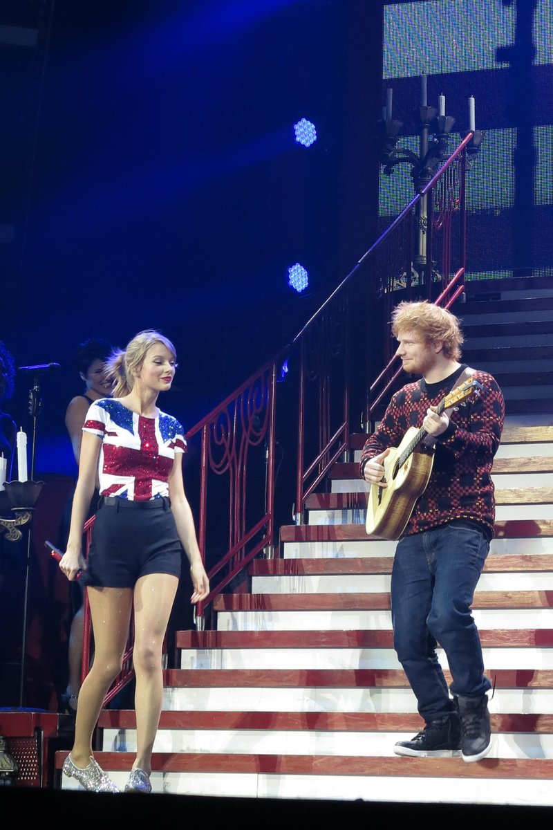 Taylor Swift — February 1 - London, United Kingdom — photo 117
