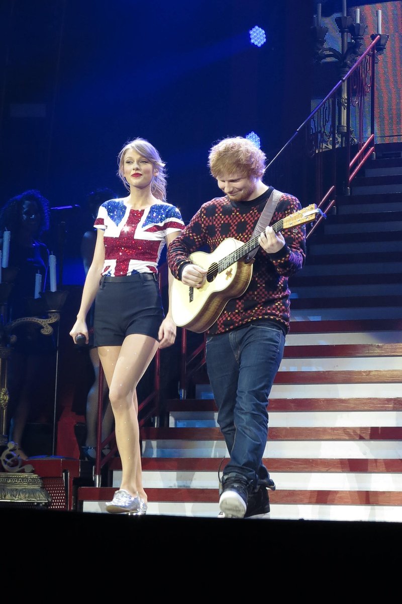 Taylor Swift — February 1 - London, United Kingdom — photo 118