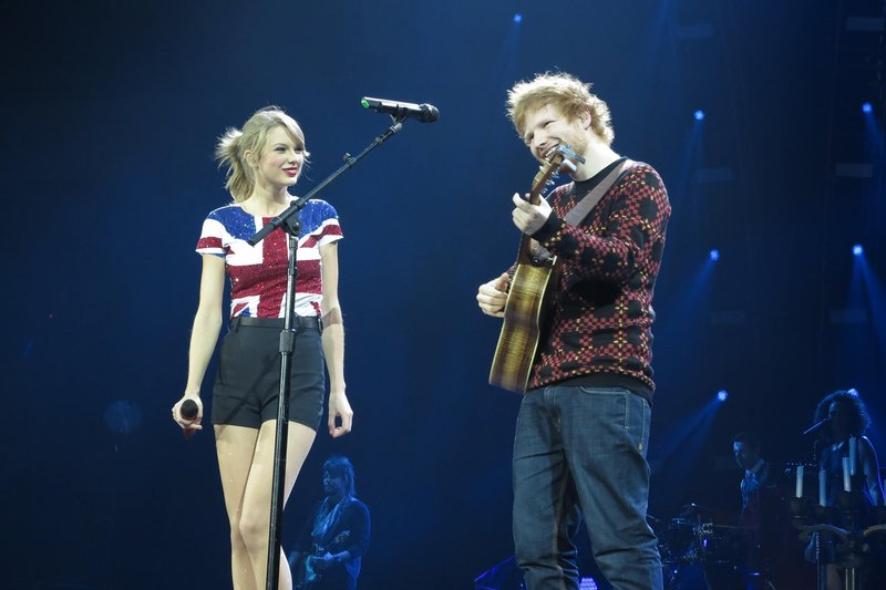 Taylor Swift — February 1 - London, United Kingdom — photo 124