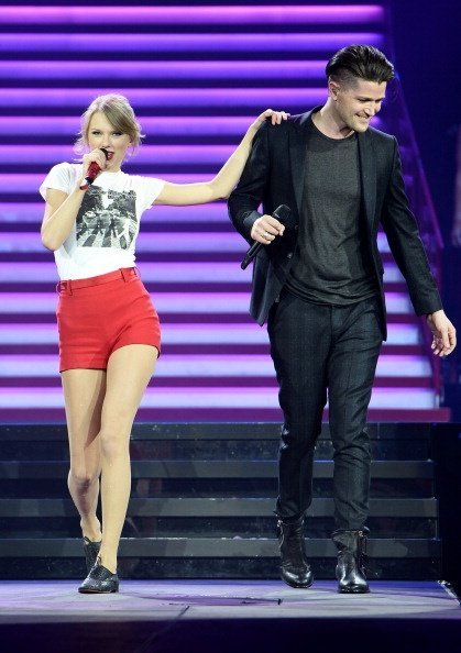 Taylor Swift — February 4 - London, United Kingdom — photo 15