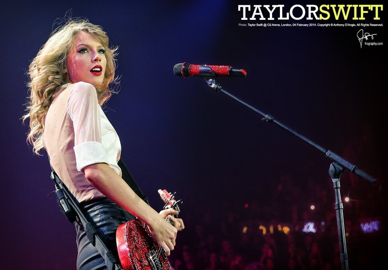 Taylor Swift — February 4 - London, United Kingdom — photo 28