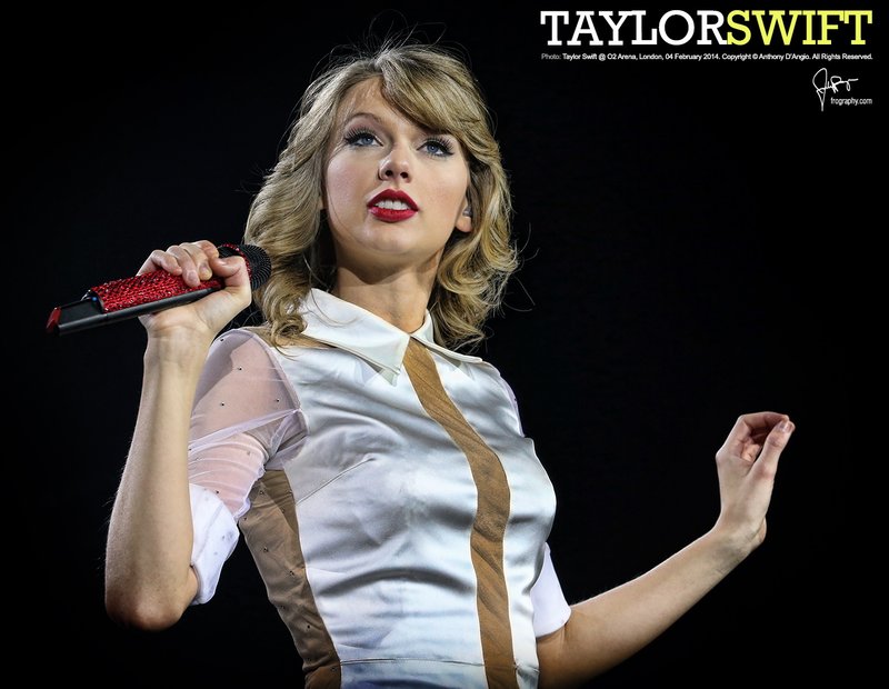 Taylor Swift — February 4 - London, United Kingdom — photo 36