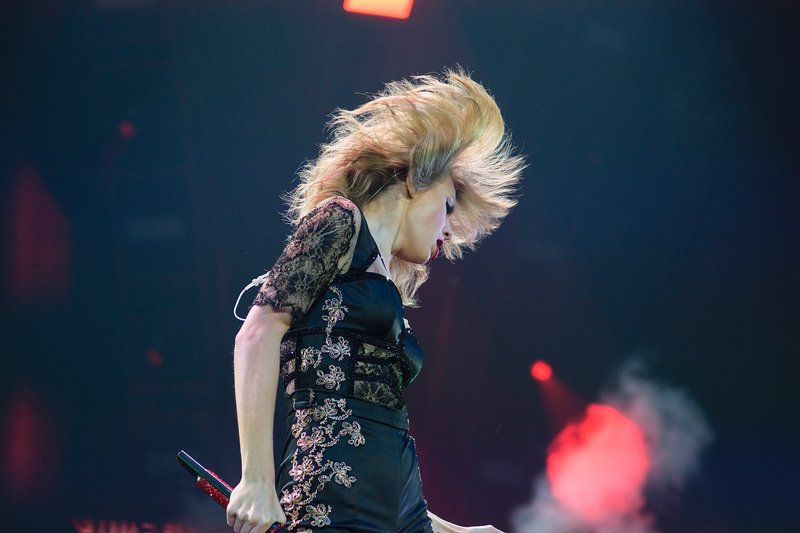 Taylor Swift — February 4 - London, United Kingdom — photo 82