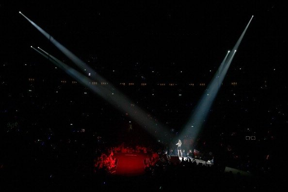 Taylor Swift — February 7 - Berlin, Germany — photo 7