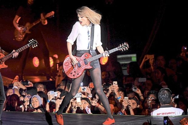 Taylor Swift — June 11 - Kuala Lumpur, Malaysia — photo 4