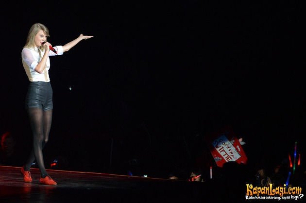 Taylor Swift — June 4 - Jakarta, Indonesia — photo 13