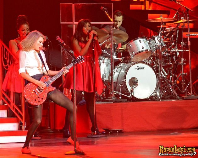 Taylor Swift — June 4 - Jakarta, Indonesia — photo 18
