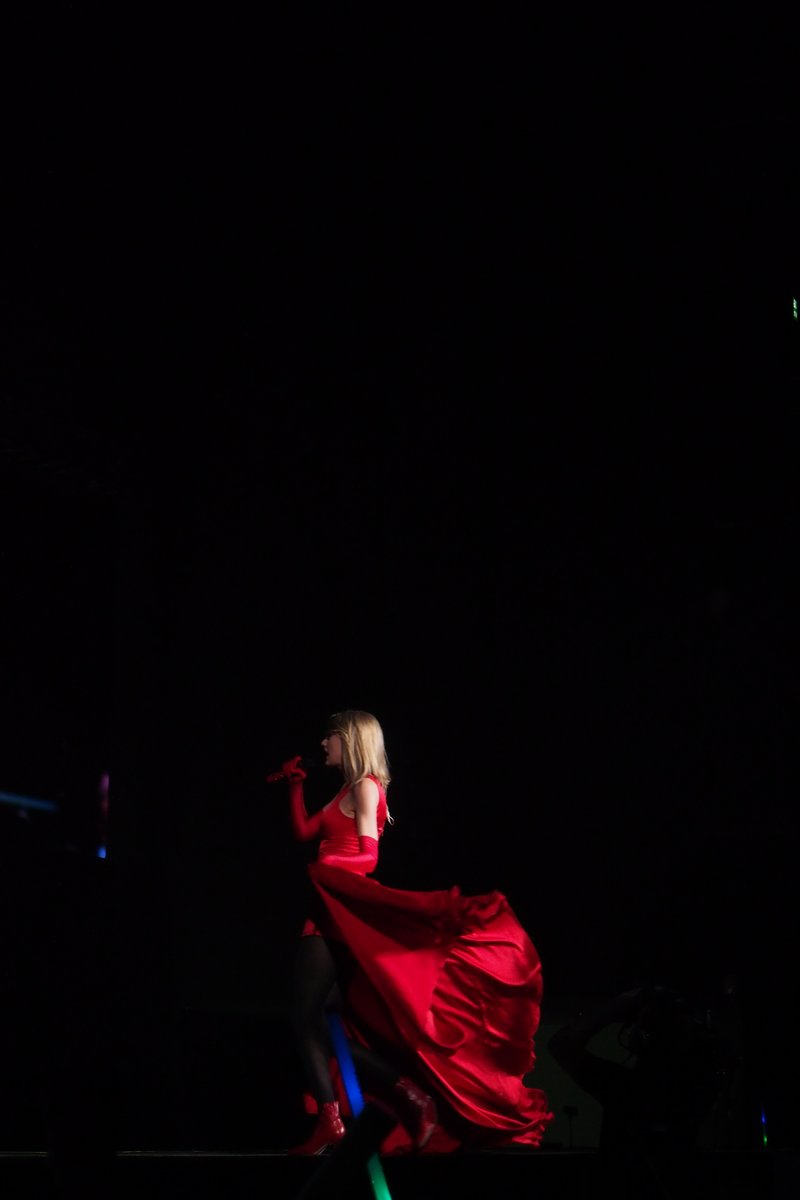 Taylor Swift — June 4 - Jakarta, Indonesia — photo 30