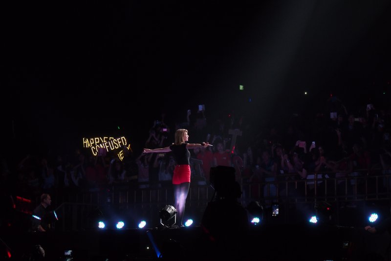 Taylor Swift — June 4 - Jakarta, Indonesia — photo 38