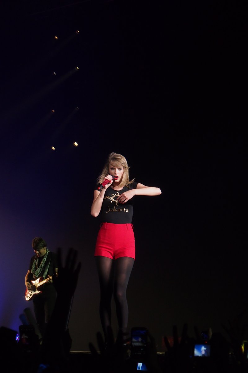 Taylor Swift — June 4 - Jakarta, Indonesia — photo 49