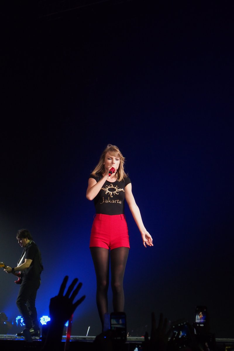 Taylor Swift — June 4 - Jakarta, Indonesia — photo 52