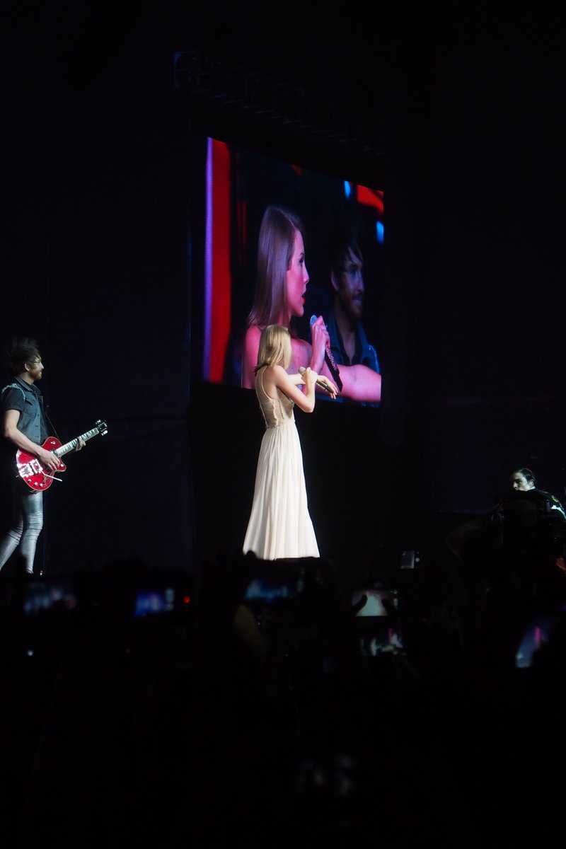 Taylor Swift — June 4 - Jakarta, Indonesia — photo 59