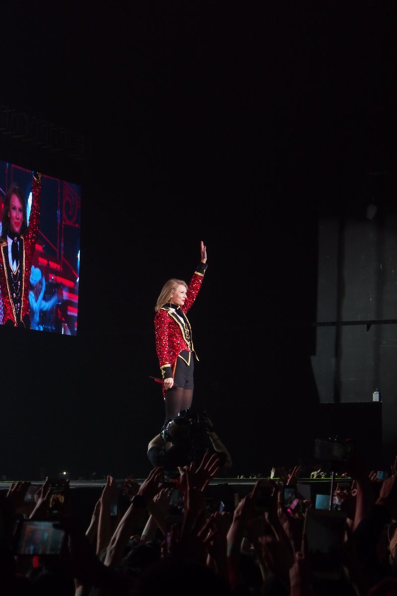 Taylor Swift — June 4 - Jakarta, Indonesia — photo 71
