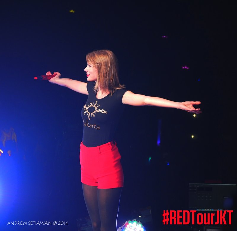 Taylor Swift — June 4 - Jakarta, Indonesia — photo 83