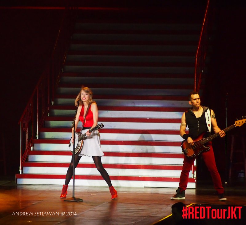 Taylor Swift — June 4 - Jakarta, Indonesia — photo 90