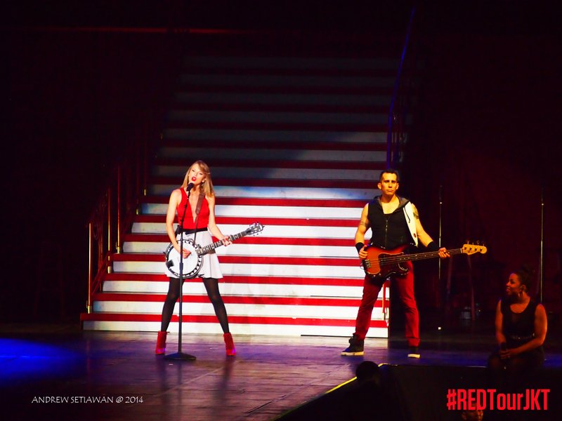 Taylor Swift — June 4 - Jakarta, Indonesia — photo 91