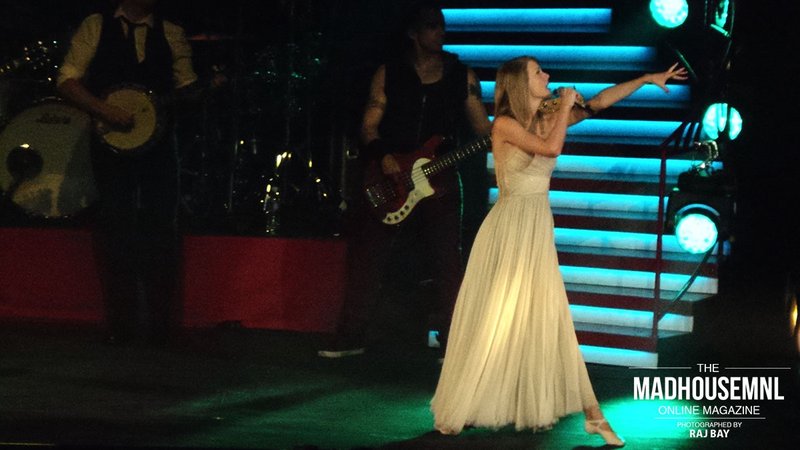 Taylor Swift — June 6 - Manila, Philippines — photo 38