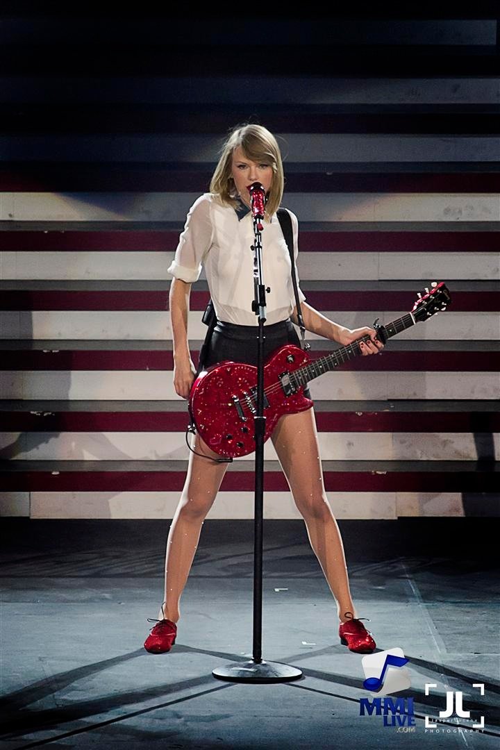 Taylor Swift — June 6 - Manila, Philippines — photo 52