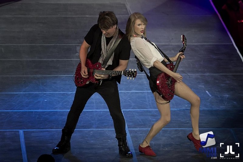 Taylor Swift — June 6 - Manila, Philippines — photo 66