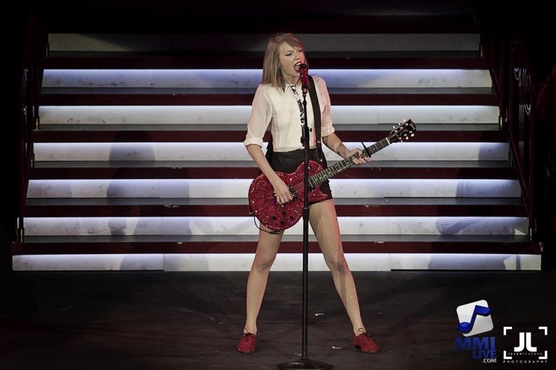 Taylor Swift — June 6 - Manila, Philippines — photo 71